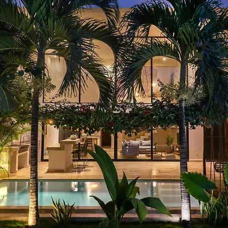 Stunning 4br With Private Pool La Veleta Retreat Villa *