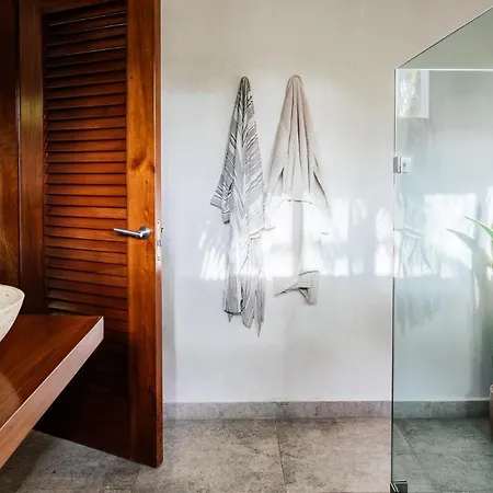 Olas Bed & Breakfast Tulum