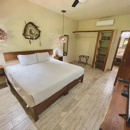 Aldea Xaan Ha Aparthotel 4*