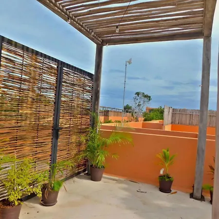 Roomy Apt Wprivate Terrace Amazing Amenities Apartment