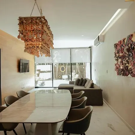 8 Bed Luxury W/ Private Pool, And Sauna! Tulum