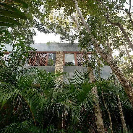Ceres Boutique Villa