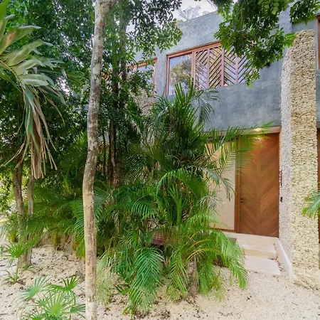 Ceres Boutique Villa