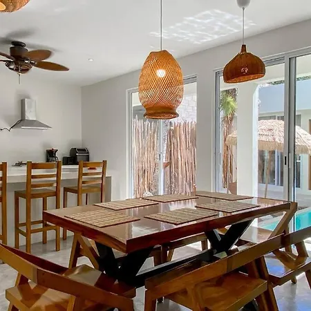 Villa Kuxtah, Beautiful With Private Pool