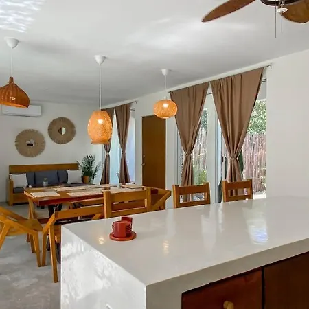 Kuxtah, Beautiful With Private Pool Villa Tulum