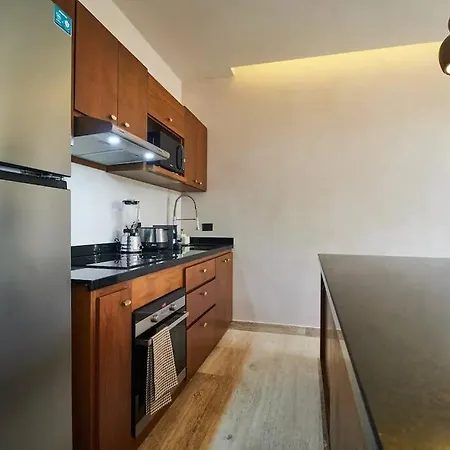 3 Rooms+sofabed Balcon En * Tulum