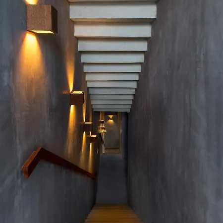 Unbeatable Located 2 Bedroom Wamazing Natural Lig *