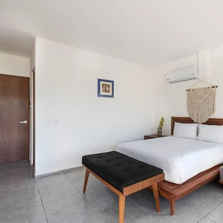 Great Located Private Wamazing Rooftop Pool *