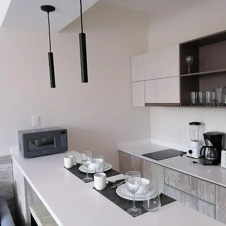 Estudio Moderno Equipado Y Luminoso *