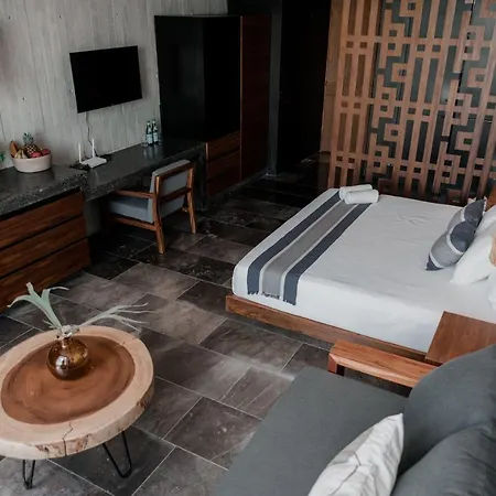-balcony Plunge Pool, Sauna, Steam