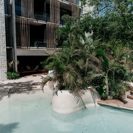 Apartment -balcony Plunge Pool, Sauna, Steam