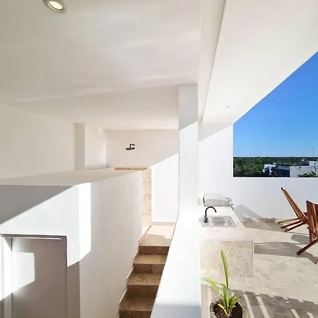 Comfortable Private Pool & Terrace 1br Penthouse Apartment *