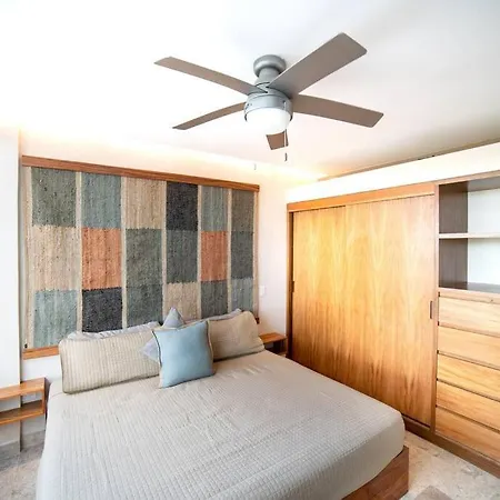 Comfortable Private Pool & Terrace 1br Penthouse Apartment *