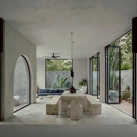 Casa Shalva Awards Design With Art Gallery Holiday home