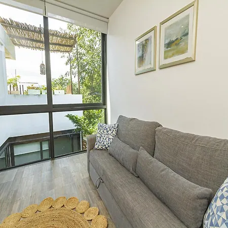 Magnificent House With Pool & Jungle View Holiday home