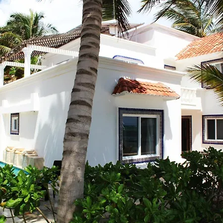 Casa Caracol Oceanfront Sandy In Neighborhood With 24 Hr Security Tulum
