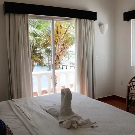 Casa Caracol Oceanfront Sandy In Neighborhood With 24 Hr Security *