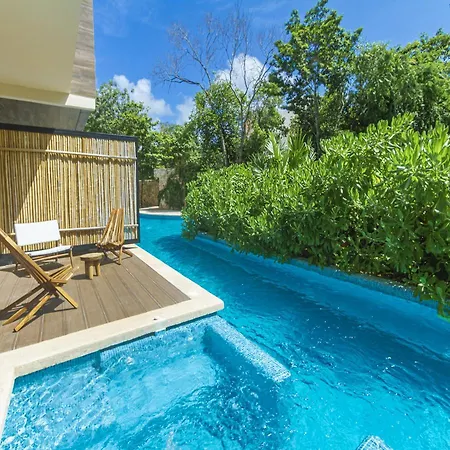 Paramar Ve 005 New Swim Up With Private Jacuzzi Apartment