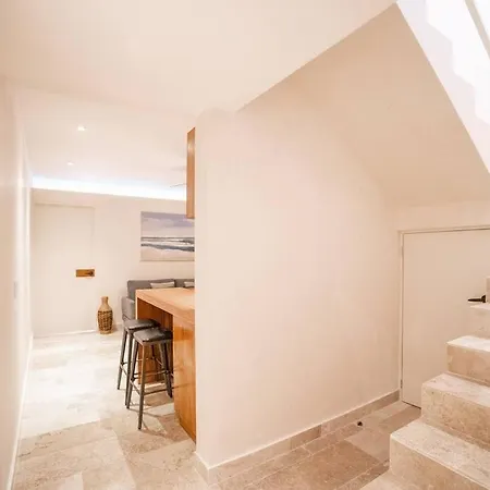 Comfortable Private Pool & Terrace 1br Penthouse