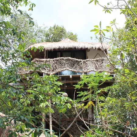 Cabanas La Alborada Hotel