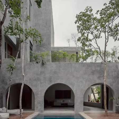 Casa Shalva Awards Design With Art Gallery Holiday home