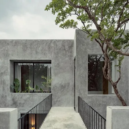 Casa Shalva Awards Design With Art Gallery Holiday home