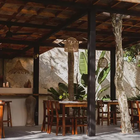 Hotel Atman Residences 5*