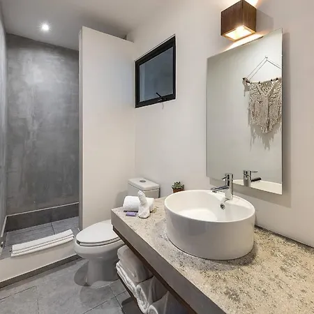 Spacious Loft With Amazing Rooftop Pool Unbeatab *