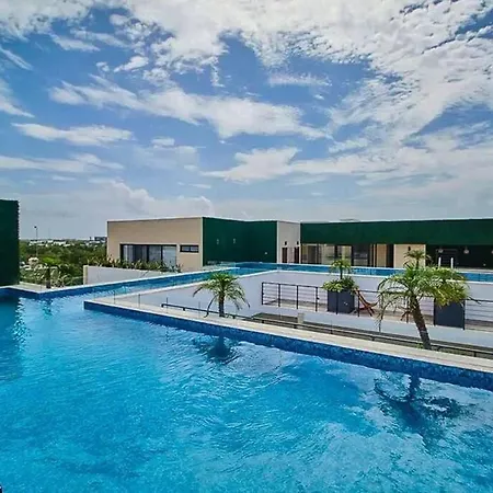 2 Bedroom With Rooftop Pool And Gym Apartment
