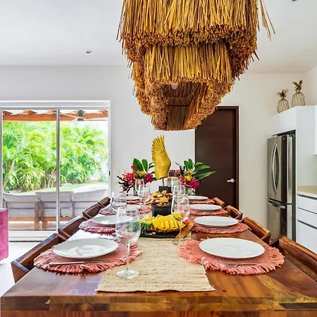 Ek'balam & Flamingo, Luxury Villas, Private Pool, Private Garden, Jacuzzi, 24h Security