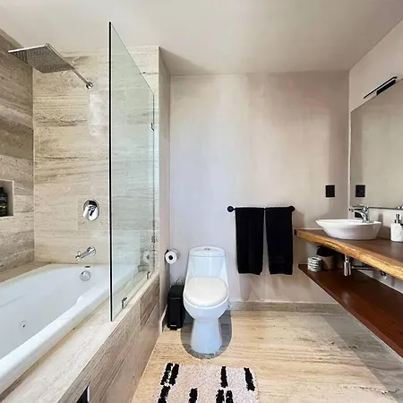 8pax 3 Rooms+sofabed With Private Balcony In Apartment *