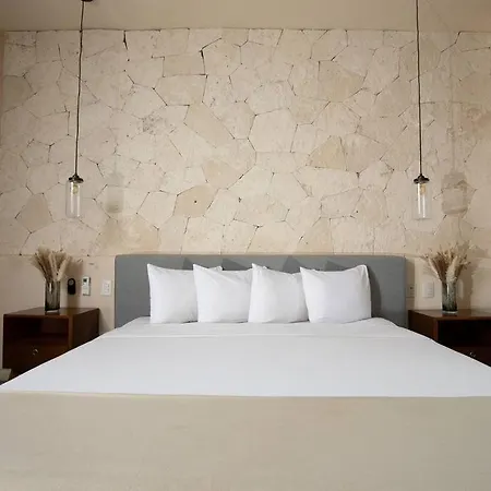 Luxury With Private Pool & Great Concierge Service *