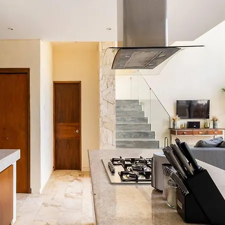 Luxury With Private Pool & Great Concierge Service Villa *