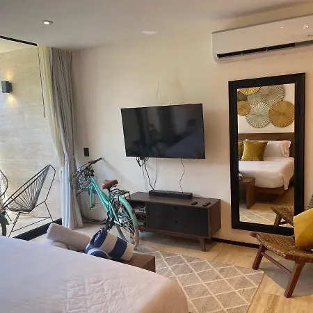 Apartment Private Jacuzzi + 2 Bikes - Gym And Pool In Rooftop Hyde 104 *