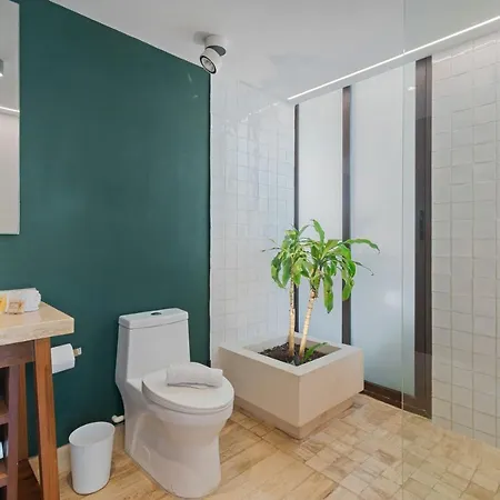 Apartment 205 Perfect Location 3 Bedrooms