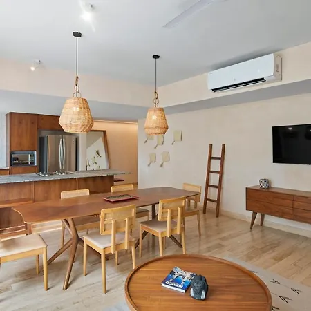 205 Perfect Location 3 Bedrooms