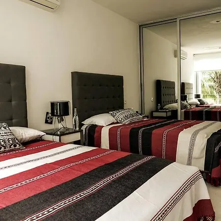 Apartment In W/pool And Rooftop 5 Min Downtown *