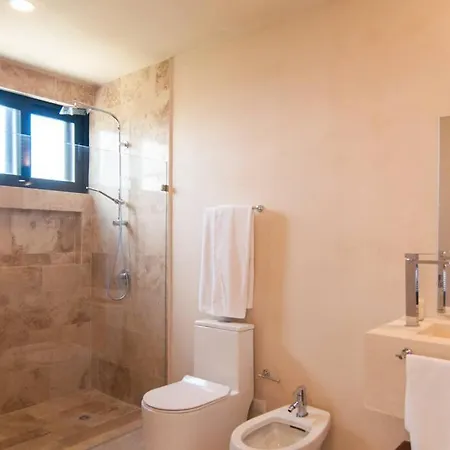 Shiny Casa Deva/ Private Pool And Roof Apartment