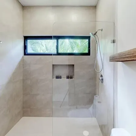 Spacious Condo, Beautiful Pool, Wi-fi - Casa Kaanal 104 Tulum