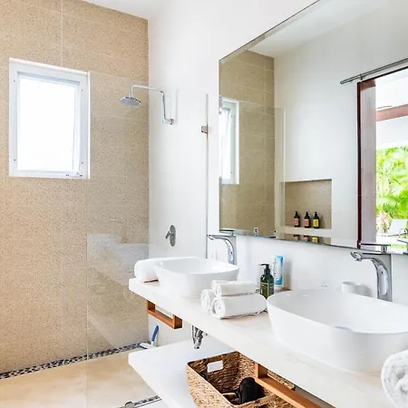 Villa Ek'balam & Flamingo, Luxury Villas, Private Pool, Private Garden, Jacuzzi, 24h Security Tulum