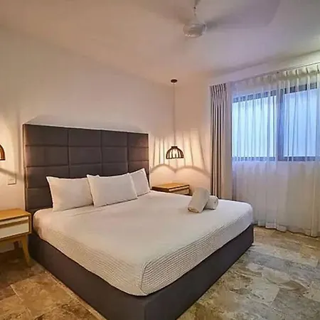 Brand-new With Swimming Pool And Gym Apartment