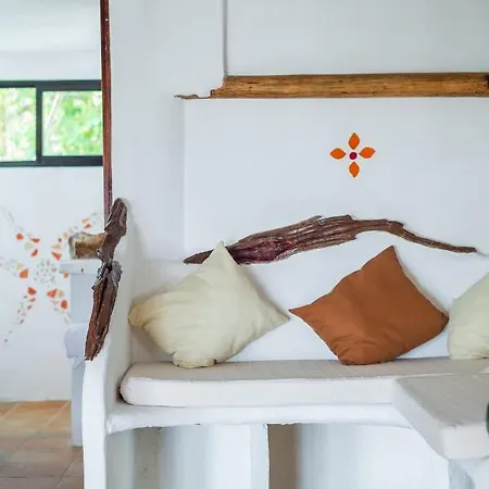 Villa Casa Aakbal - Luxury Front Tulum