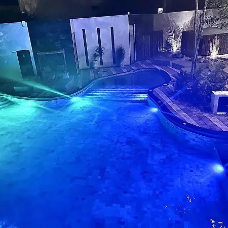 Apartahotel Adora