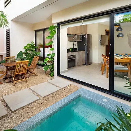 Aparthotel Cacao -luxury Condos- 3*