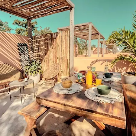 The Savia House - Rooftop & Gym Сasa de vacaciones Tulum