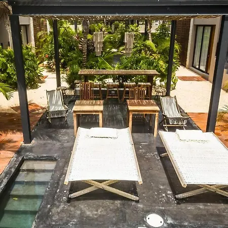 Toh1, Downtown * Tulum