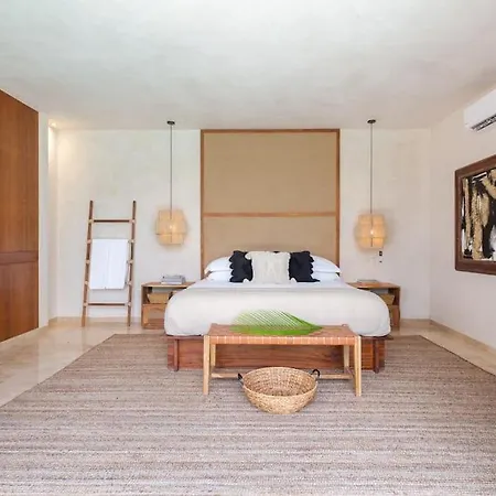 Villa La Privada Villa, Aldea Zama,