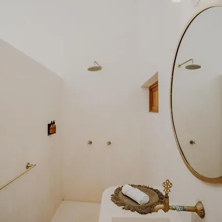 Hotel Ether