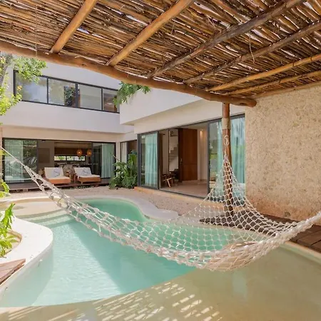 La Privada Villa, Aldea Zama, Villa *