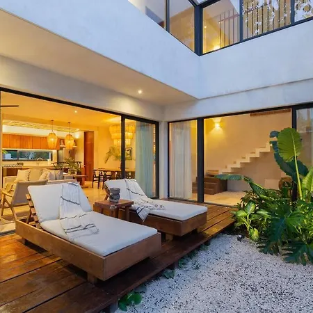 La Privada Villa, Aldea Zama, Villa *